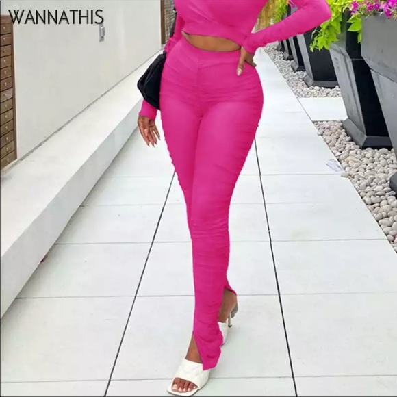 Pink ruched pants                 ⚠️Shirt NOT included⚠️ - Picture 2 of 6